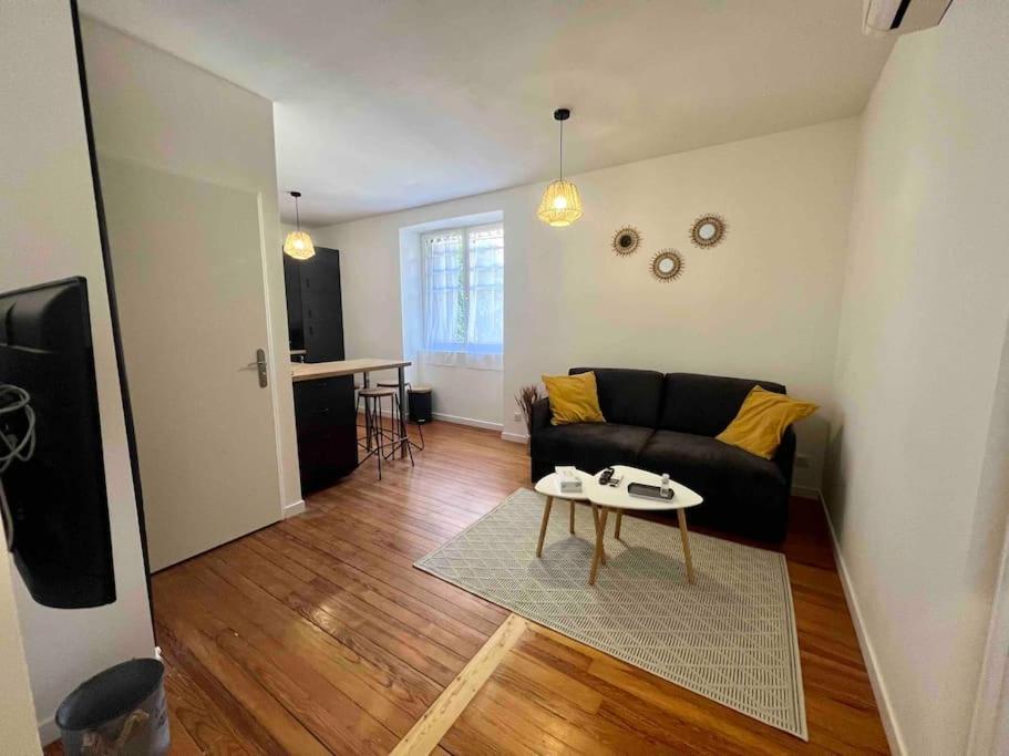 Appartement Climatise 4 Personnes / Centre-Ville Besançon Dış mekan fotoğraf